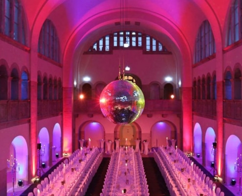 Restaurant-Die-Schule-Location-Hochzeit-Berlin-04 Restaurant Die Schule Location Hochzeit Berlin 04