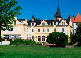 Schloss-Gut-Liebenberg-Hochzeitslocation-Berlin-01 Schloss Gut Liebenberg Hochzeitslocation Berlin 01