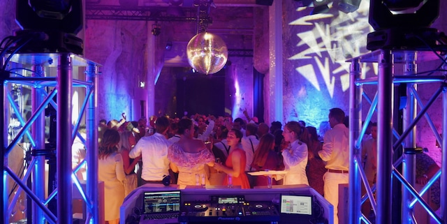 DJ Pult Ambiente