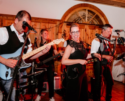 Sängerin Sabine Schulz mit Band