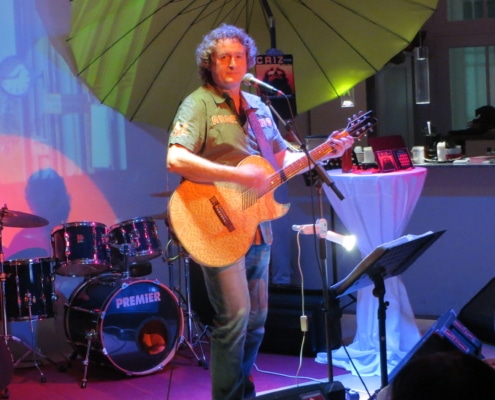 CRIS live on stage CRIS live on stage