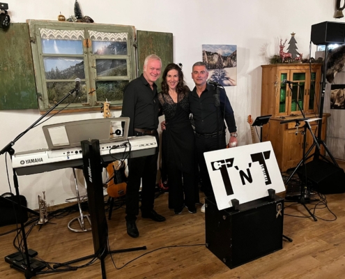 TnT Hochzeitsmusik und Partyband Allgäu / Bayern TnT - Trio im feinen Zwirn