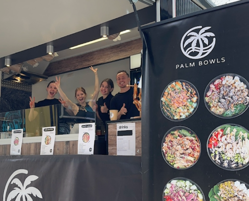 Palm Bowls GmbH & Co. KG, fr&ouml;hliche Mitarbeiter