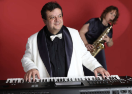 DUO ESO ES Keyboard und Sax